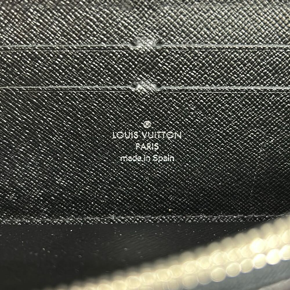 Louis Vuitton Zippy Wallet Epi Long Wallet M60072 Noir Silver Hardware - Picture 5 of 8